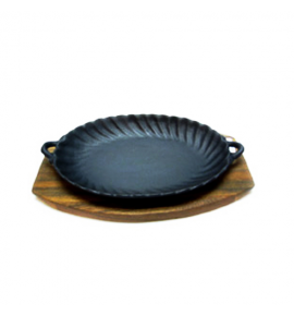 Cast Iron Oval Scalloped Edge Sizzling Plate with Wooden Underliner